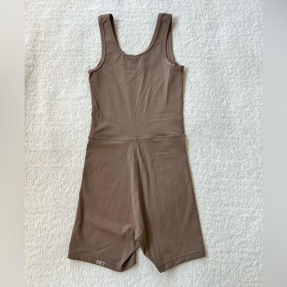 SET Active Shortysuit Jumpsuit - Picture 4 of 5